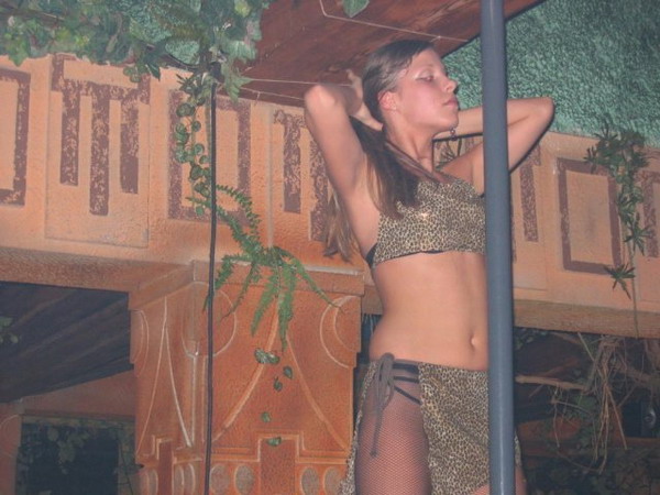 Show Girls 001