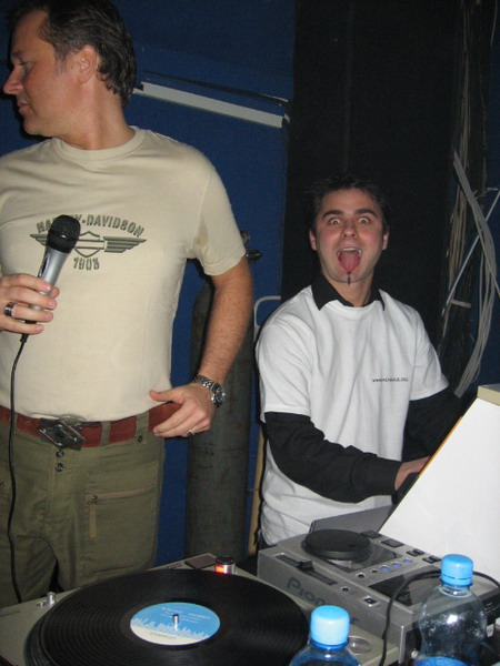 dee jayTIME  003 resize